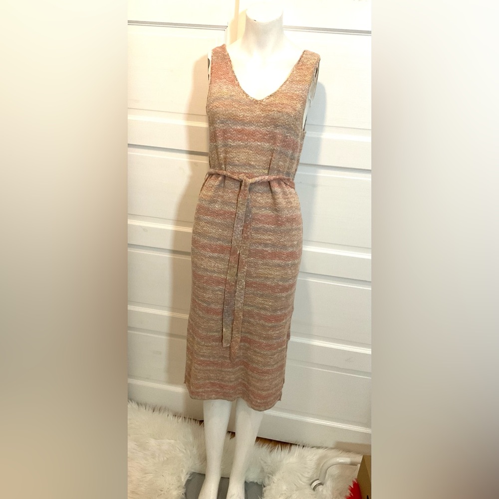 🛑🛑🛑EMPROVED KNIT DRESS - Picture 8 of 13